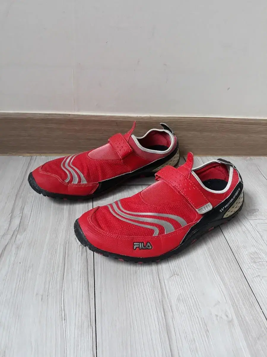 FILA Motor Sports 275mm